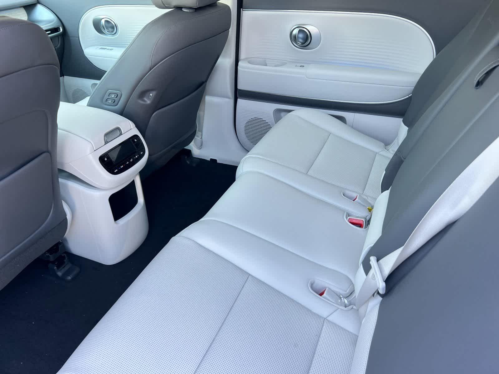 Thumbnail: 2026 Hyundai Ioniq - 4