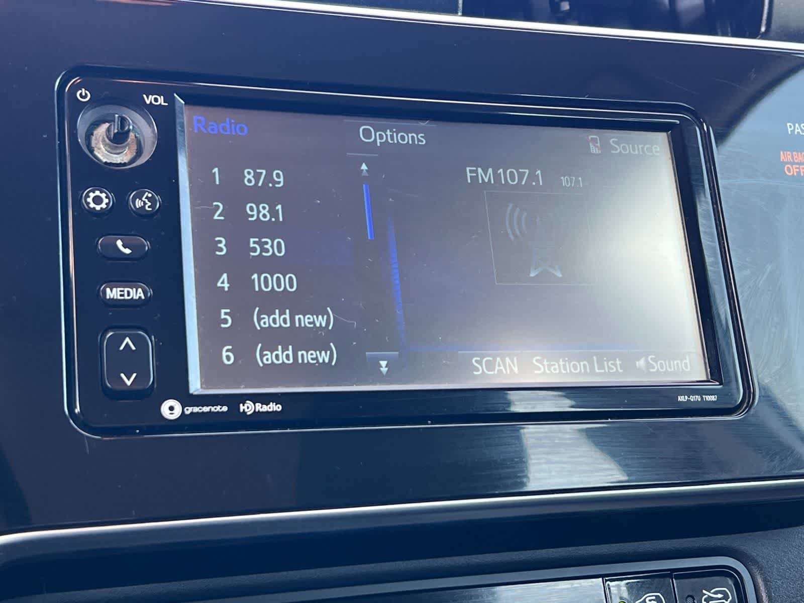 Thumbnail: 2017 Toyota Corolla iM - 19