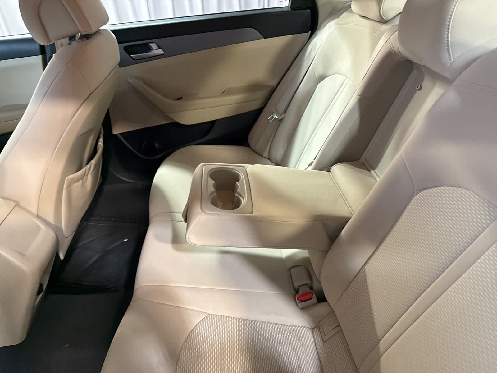 Thumbnail: 2016 Hyundai Sonata - 18