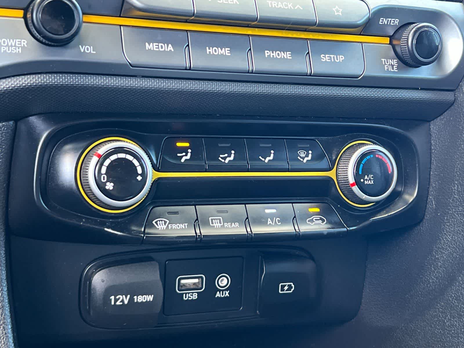 Thumbnail: 2019 Hyundai Veloster - 20