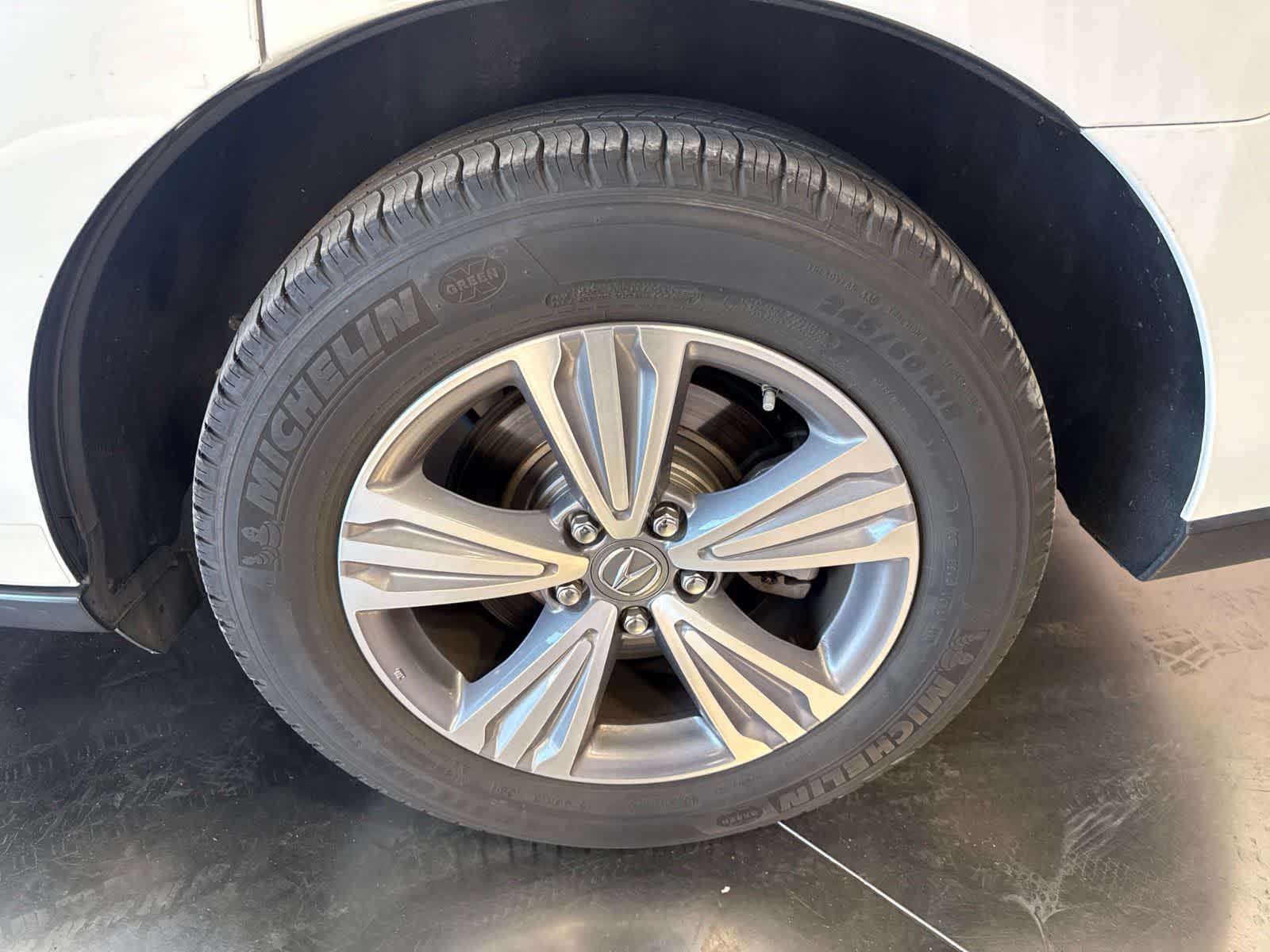 Thumbnail: 2020 Acura MDX - 9