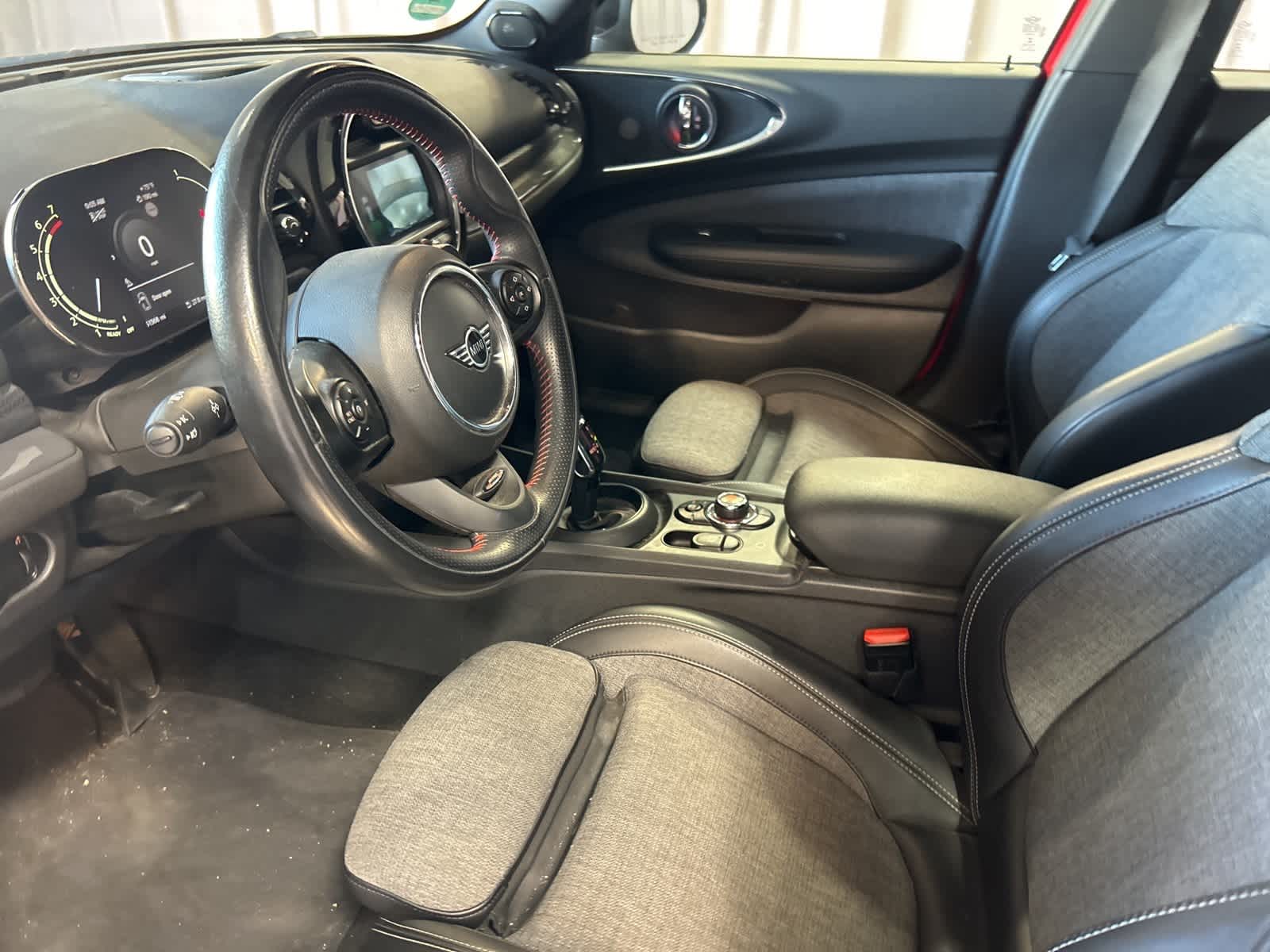 Thumbnail: 2021 MINI Cooper Clubman - 27