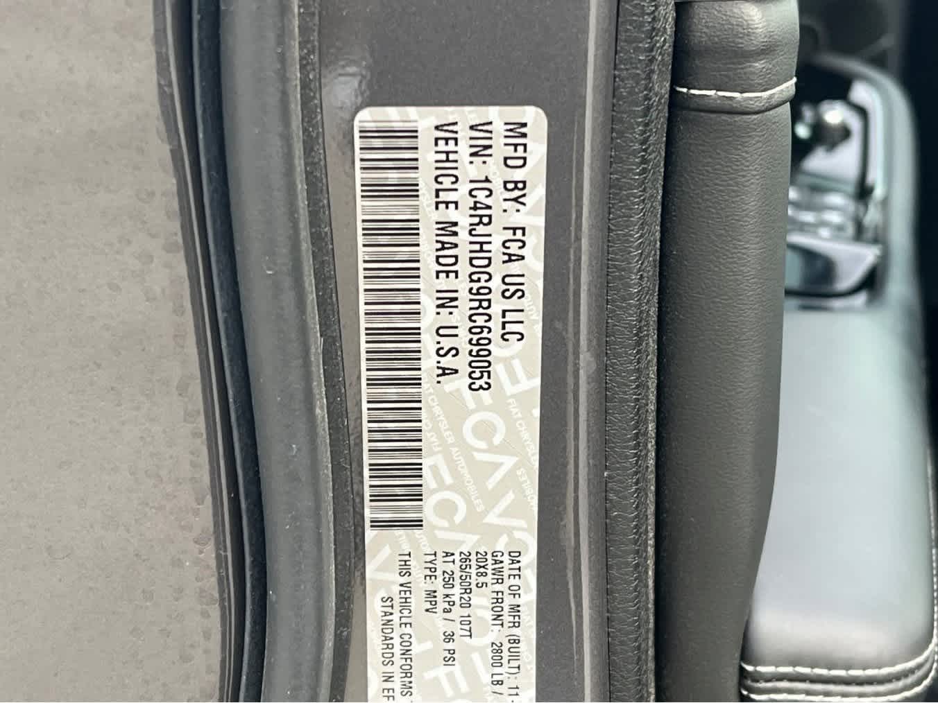 Thumbnail: 2024 Jeep Grand Cherokee - 38