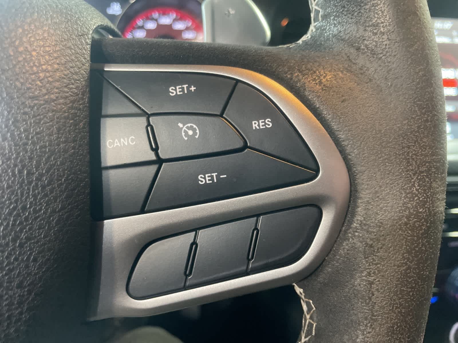 Thumbnail: 2020 Dodge Charger - 28