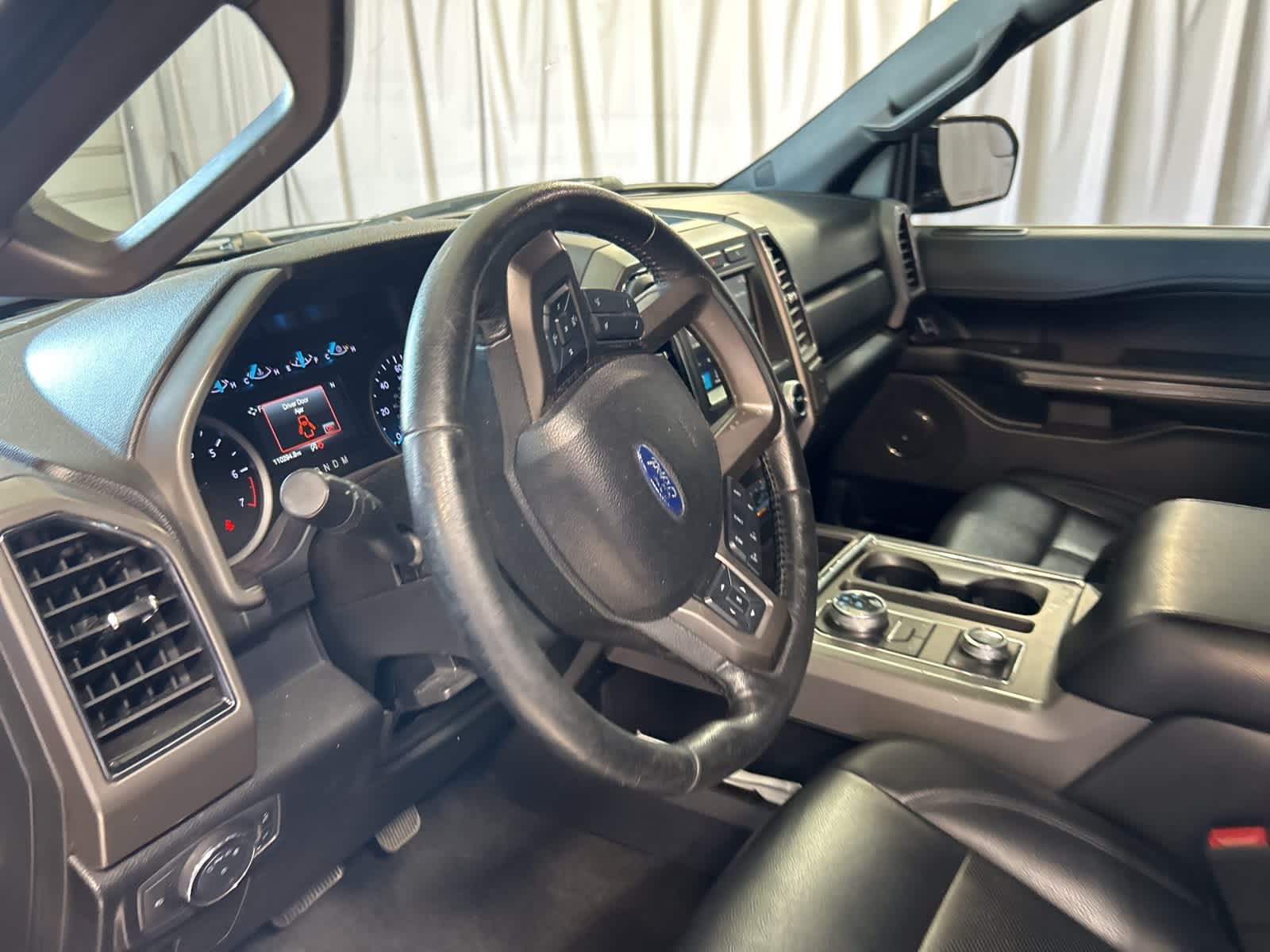 Thumbnail: 2019 Ford Expedition - 24
