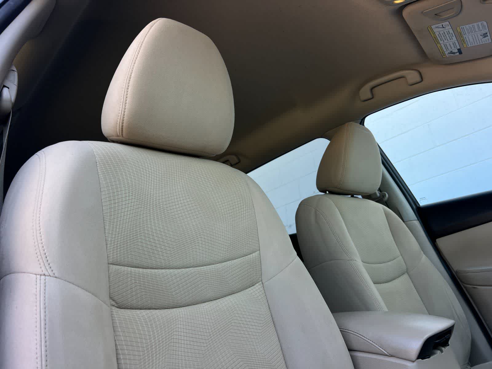 Thumbnail: 2015 Nissan Rogue - 18