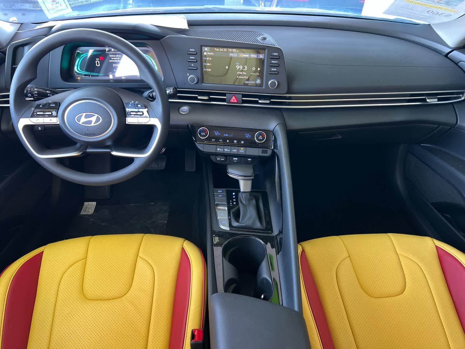 Thumbnail: 2025 Hyundai Elantra - 4