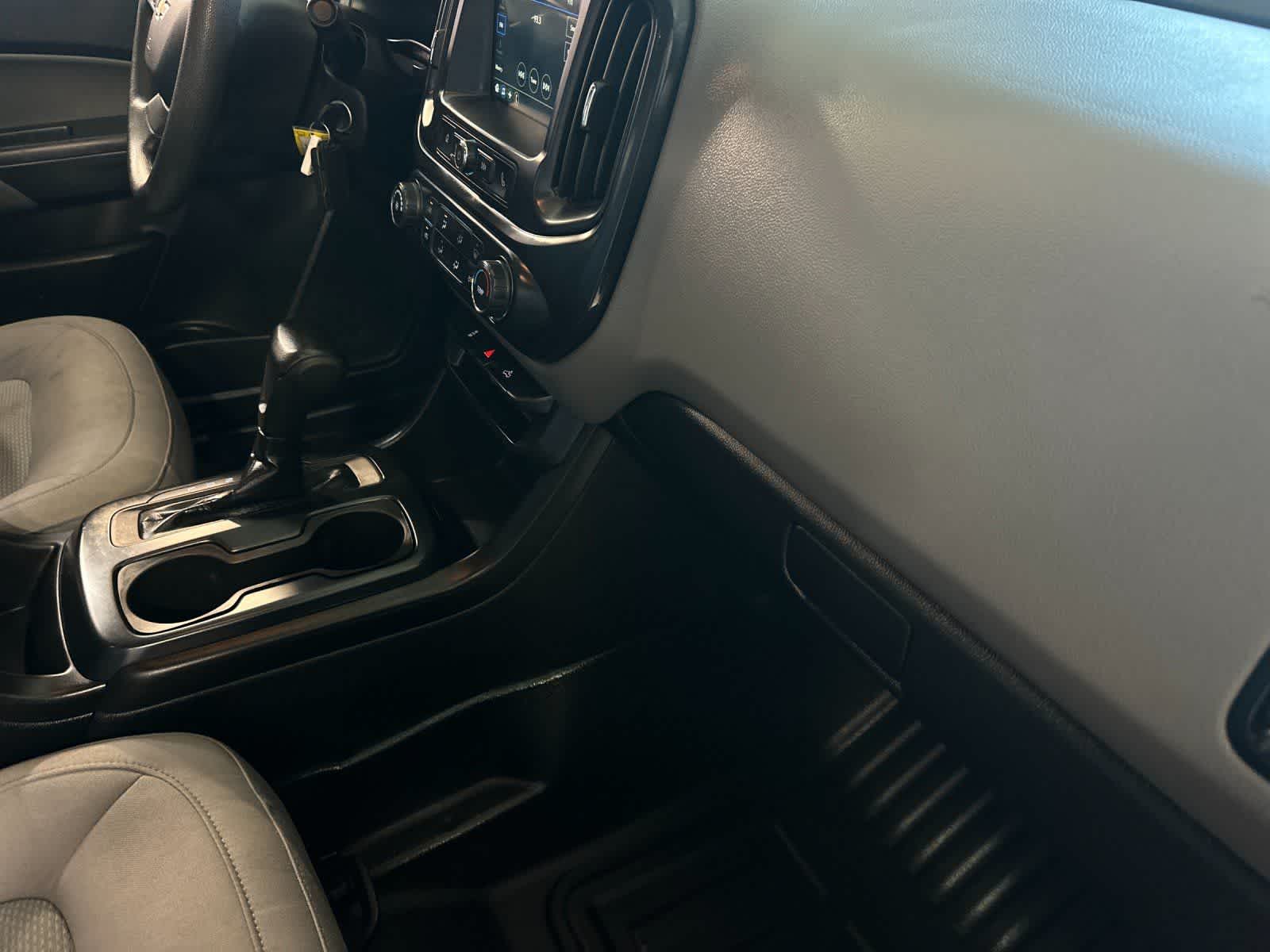 Thumbnail: 2019 Chevrolet Colorado - 16
