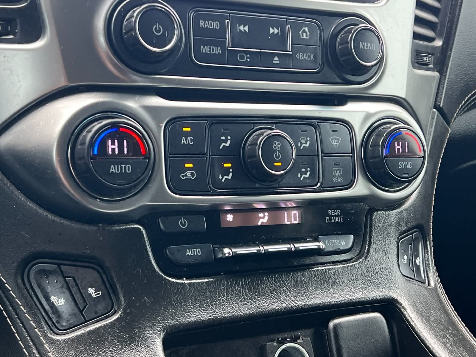 Thumbnail: 2017 Chevrolet Tahoe - 22