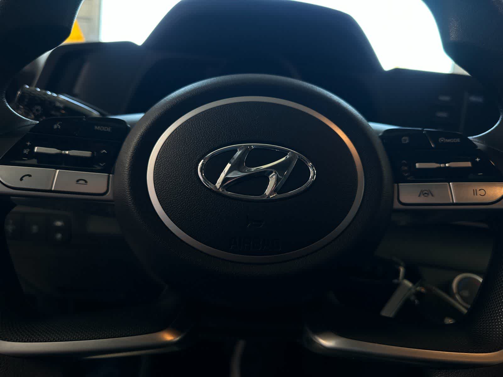 Thumbnail: 2023 Hyundai Elantra - 21
