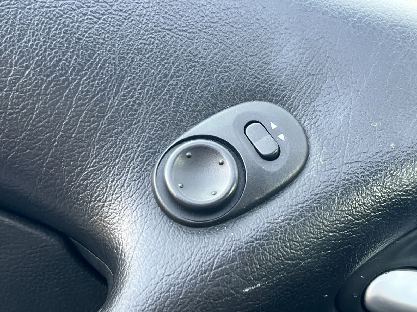 Thumbnail: 2006 Pontiac GTO - 13