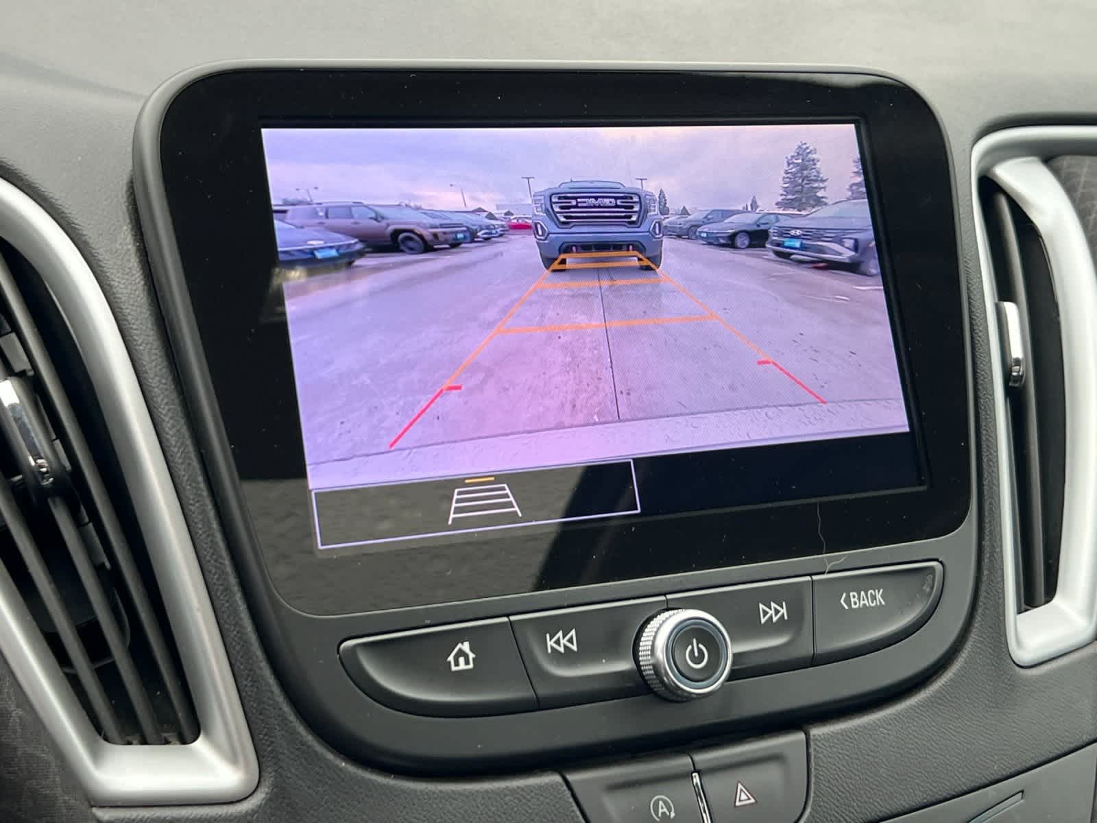 Thumbnail: 2023 Chevrolet Malibu - 18