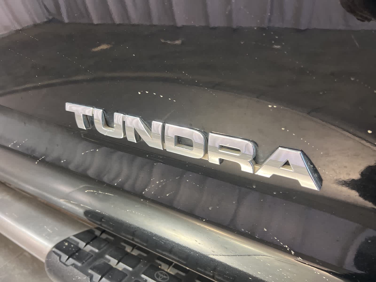 Thumbnail: 2011 Toyota Tundra - 9