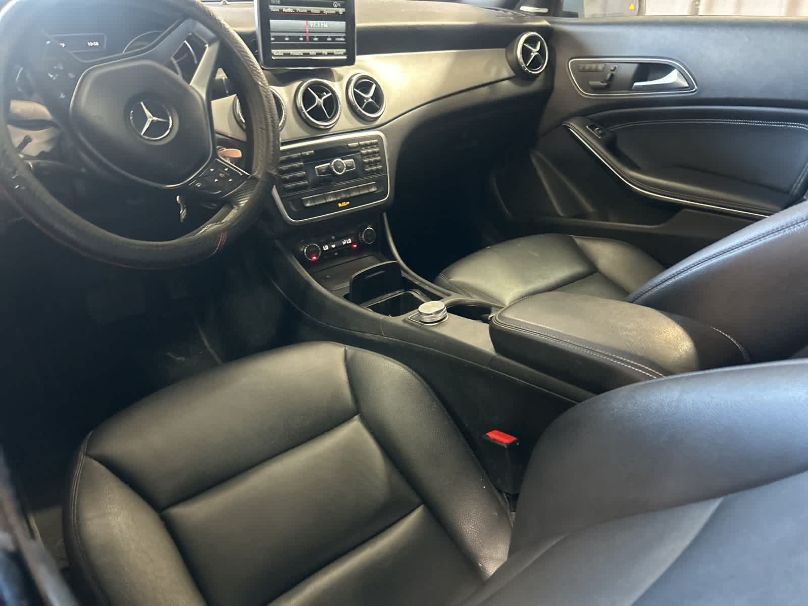 Thumbnail: 2014 Mercedes-Benz CLA - 24