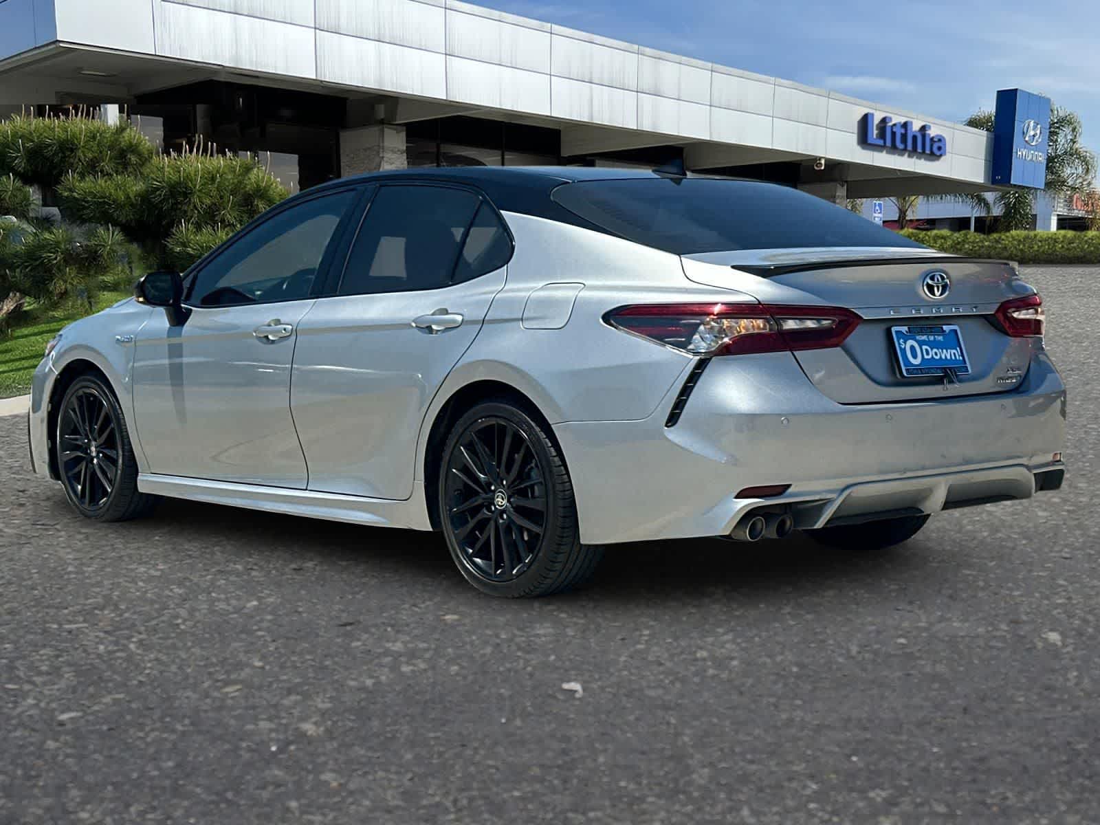 Thumbnail: 2021 Toyota Camry - 7