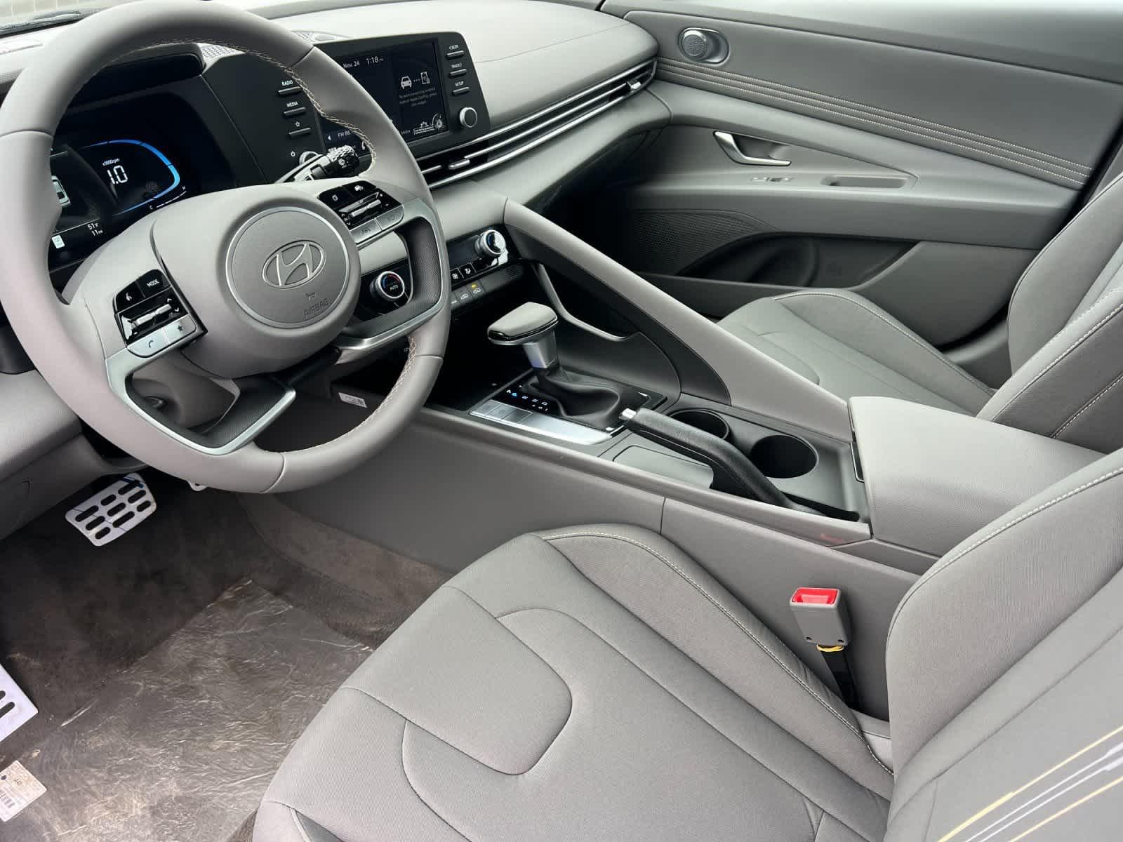 Thumbnail: 2026 Hyundai Elantra - 11