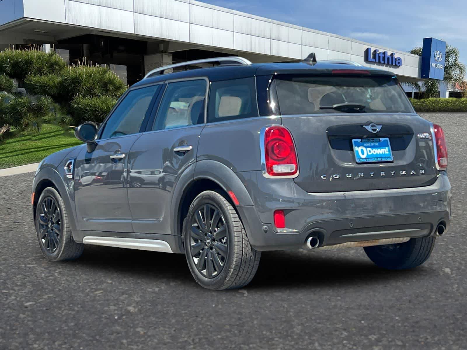 2017 MINI Countryman Cooper S photo 6