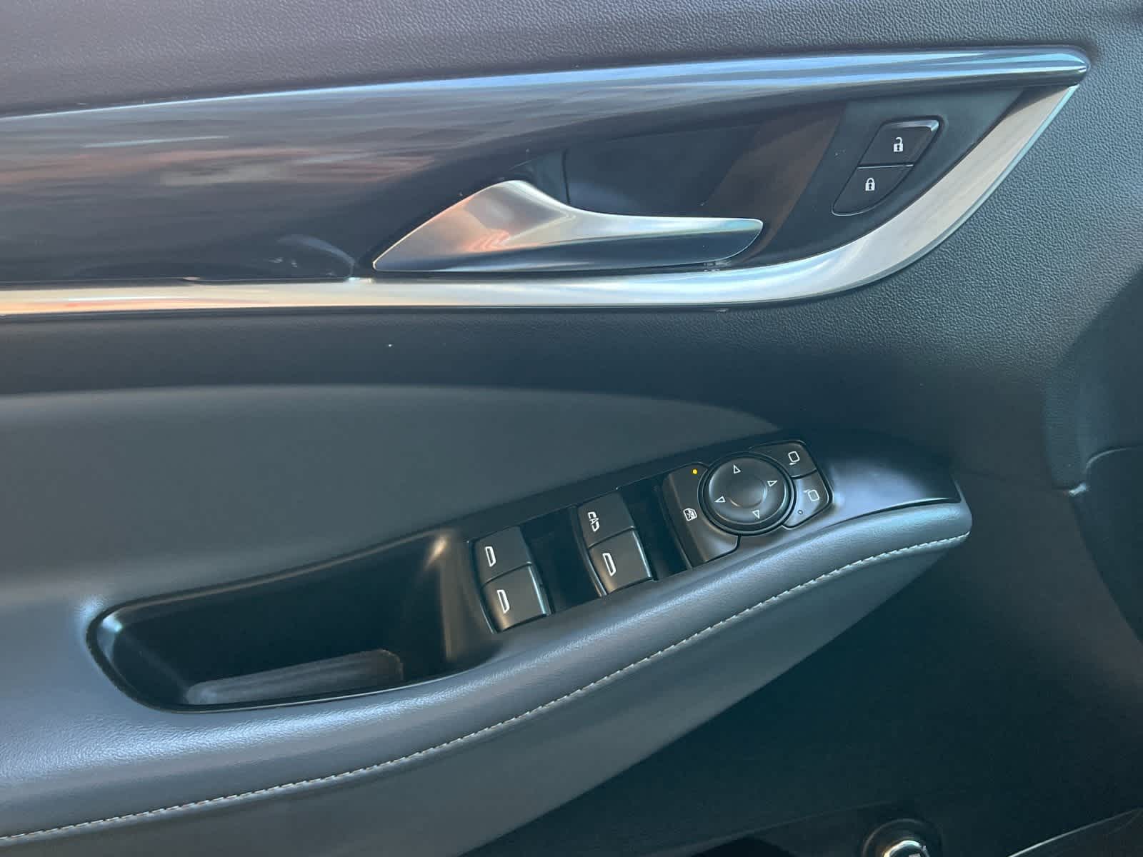 Thumbnail: 2022 Buick Enclave - 9