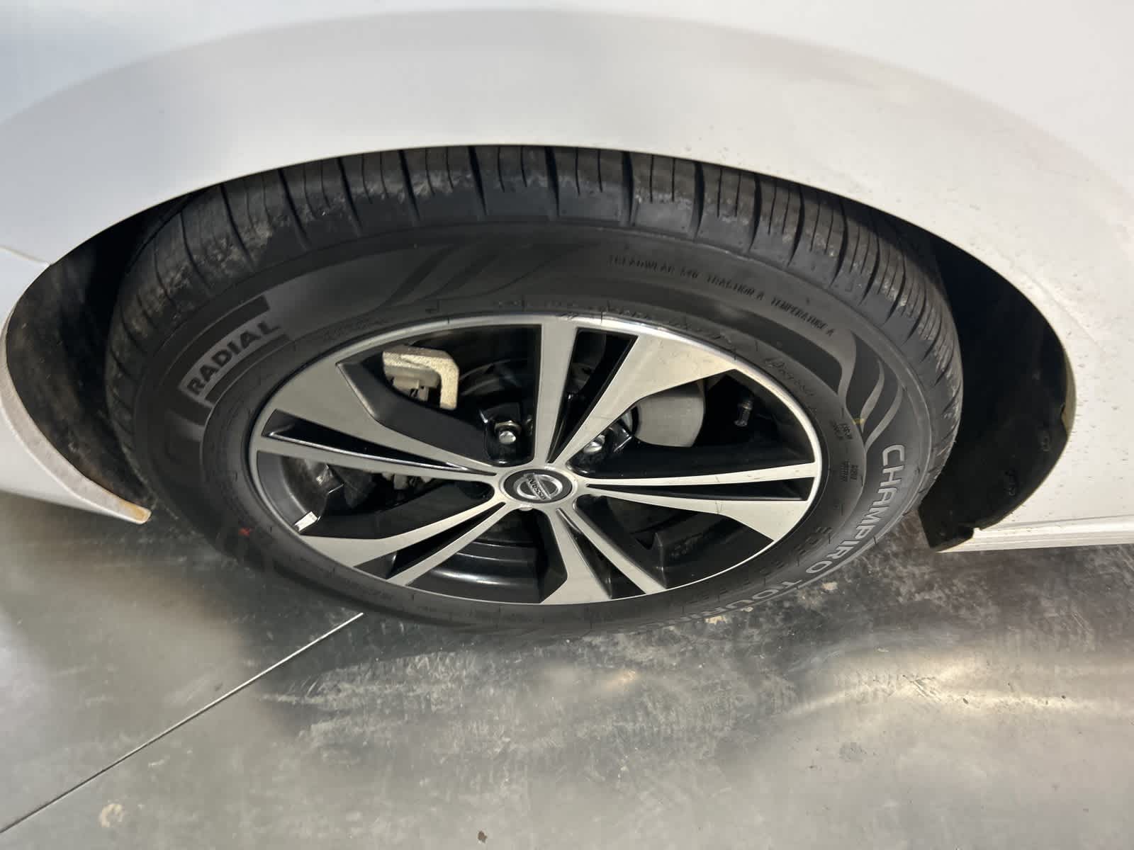 Thumbnail: 2022 Nissan Sentra - 17