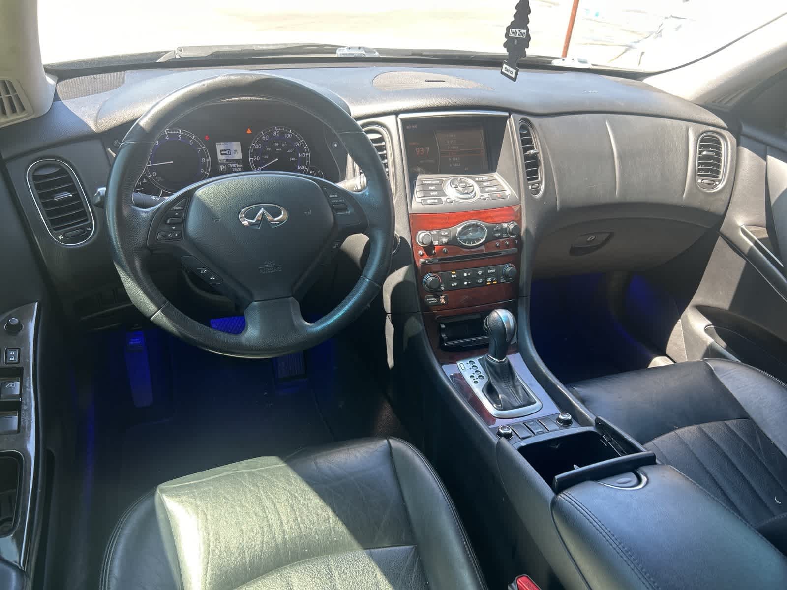 Thumbnail: 2016 INFINITI QX50 - 23