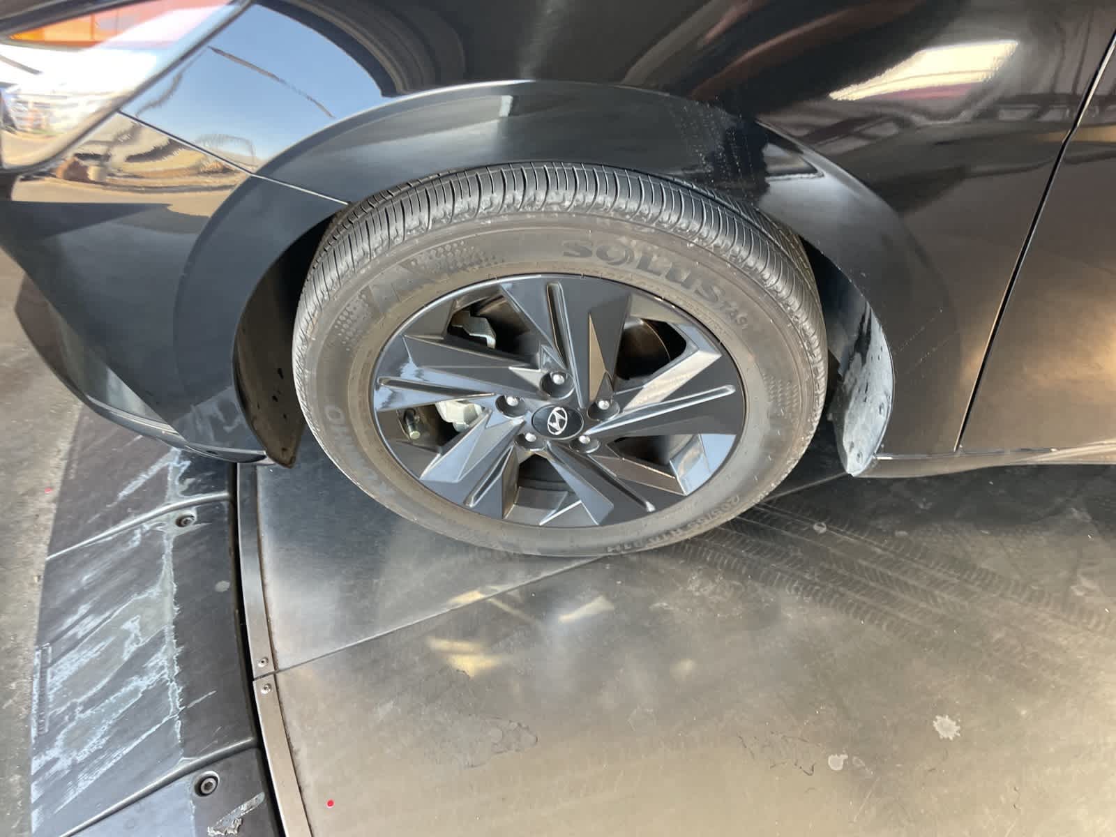 Thumbnail: 2021 Hyundai Elantra - 10
