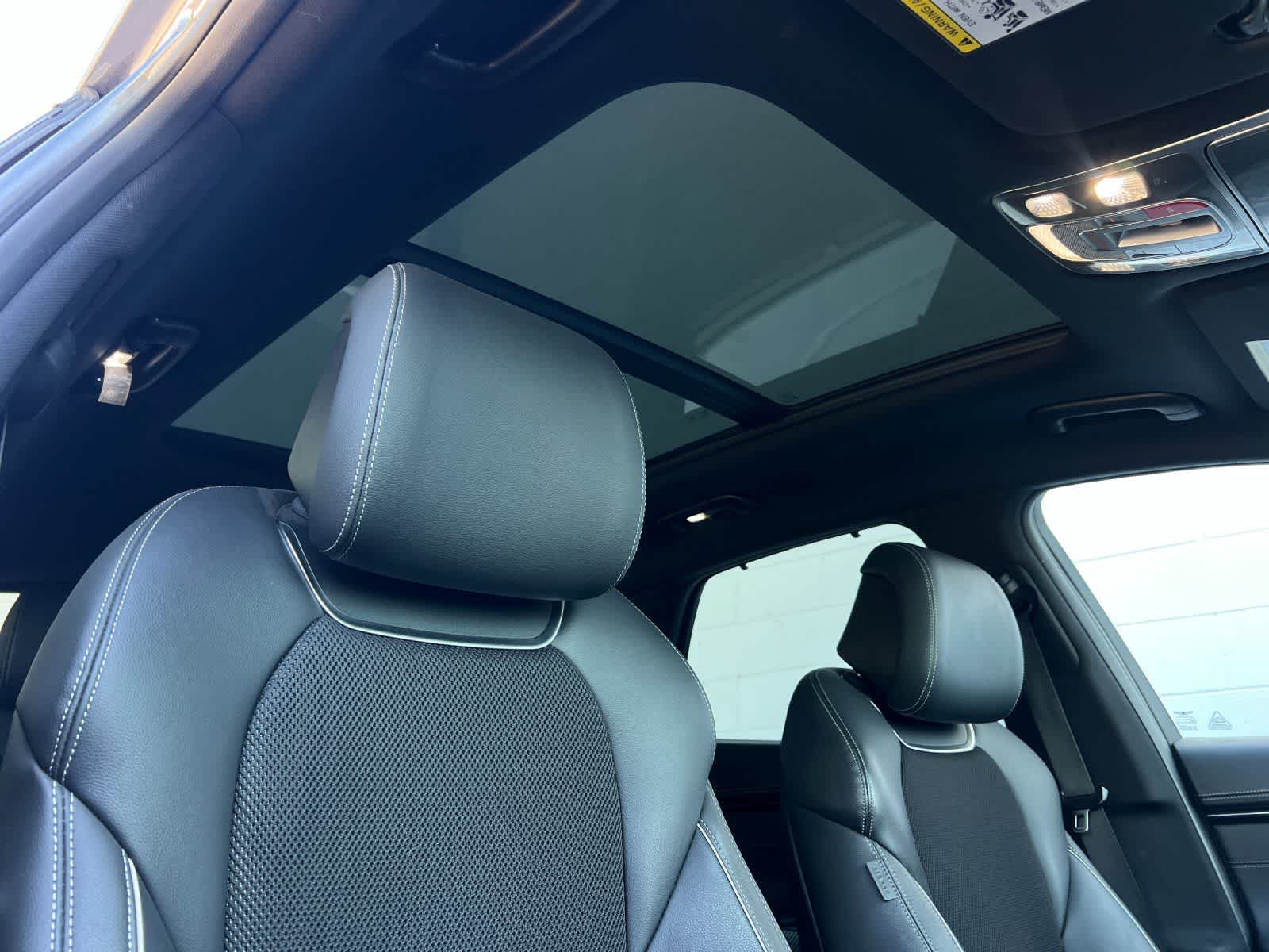 Thumbnail: 2023 Genesis GV70 - 18