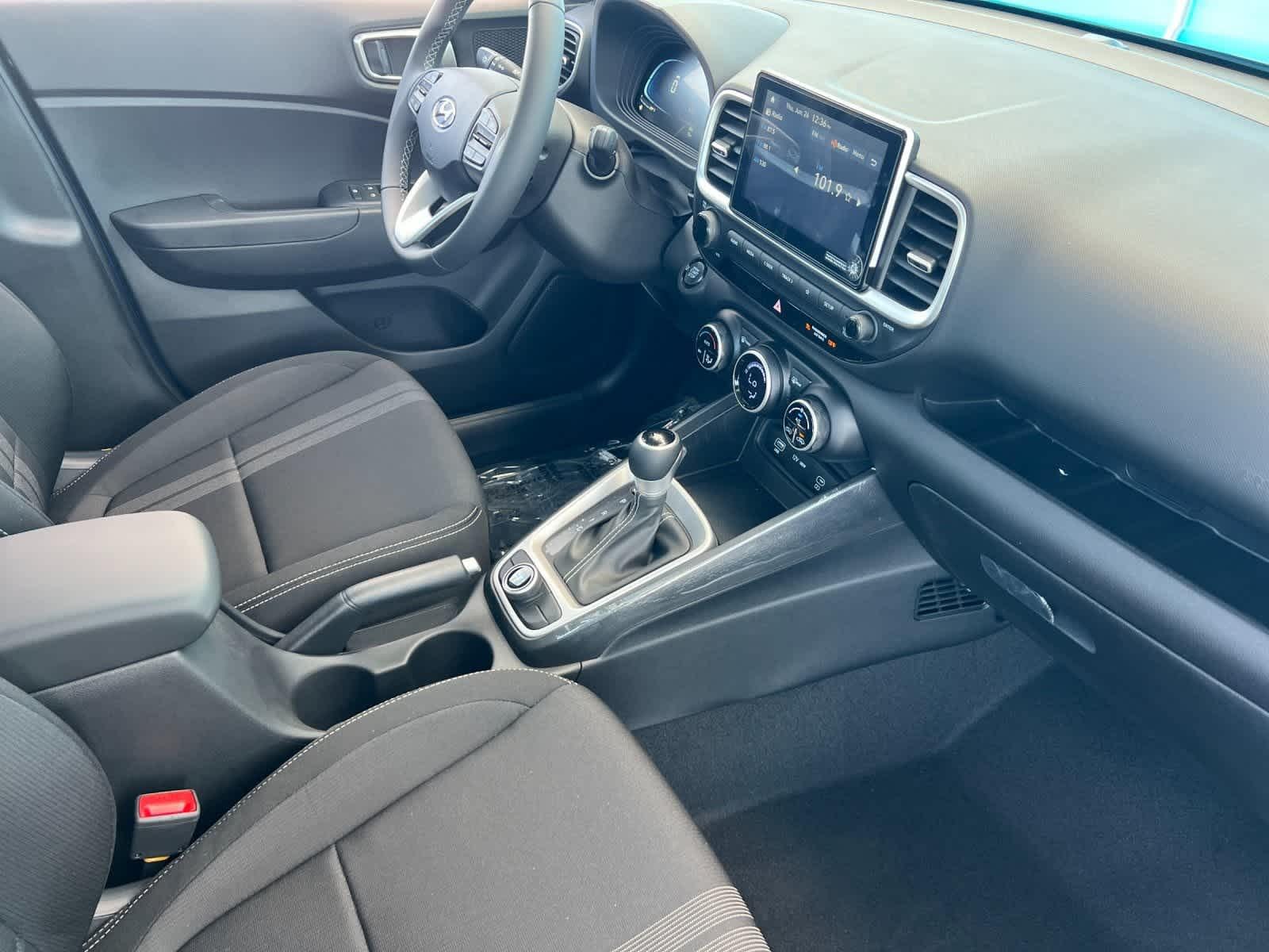 Thumbnail: 2025 Hyundai Venue - 16