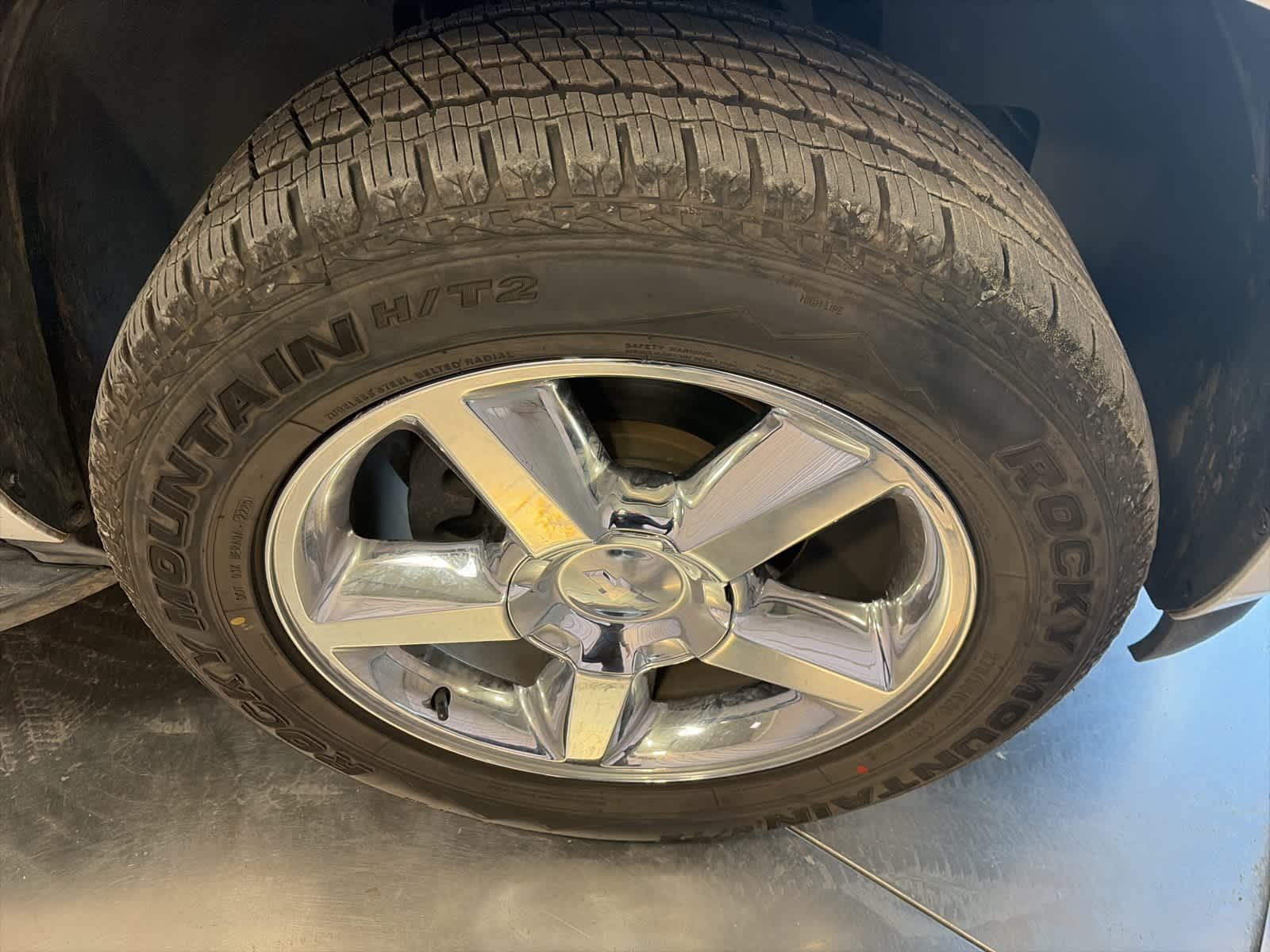 Thumbnail: 2014 Chevrolet Tahoe - 5