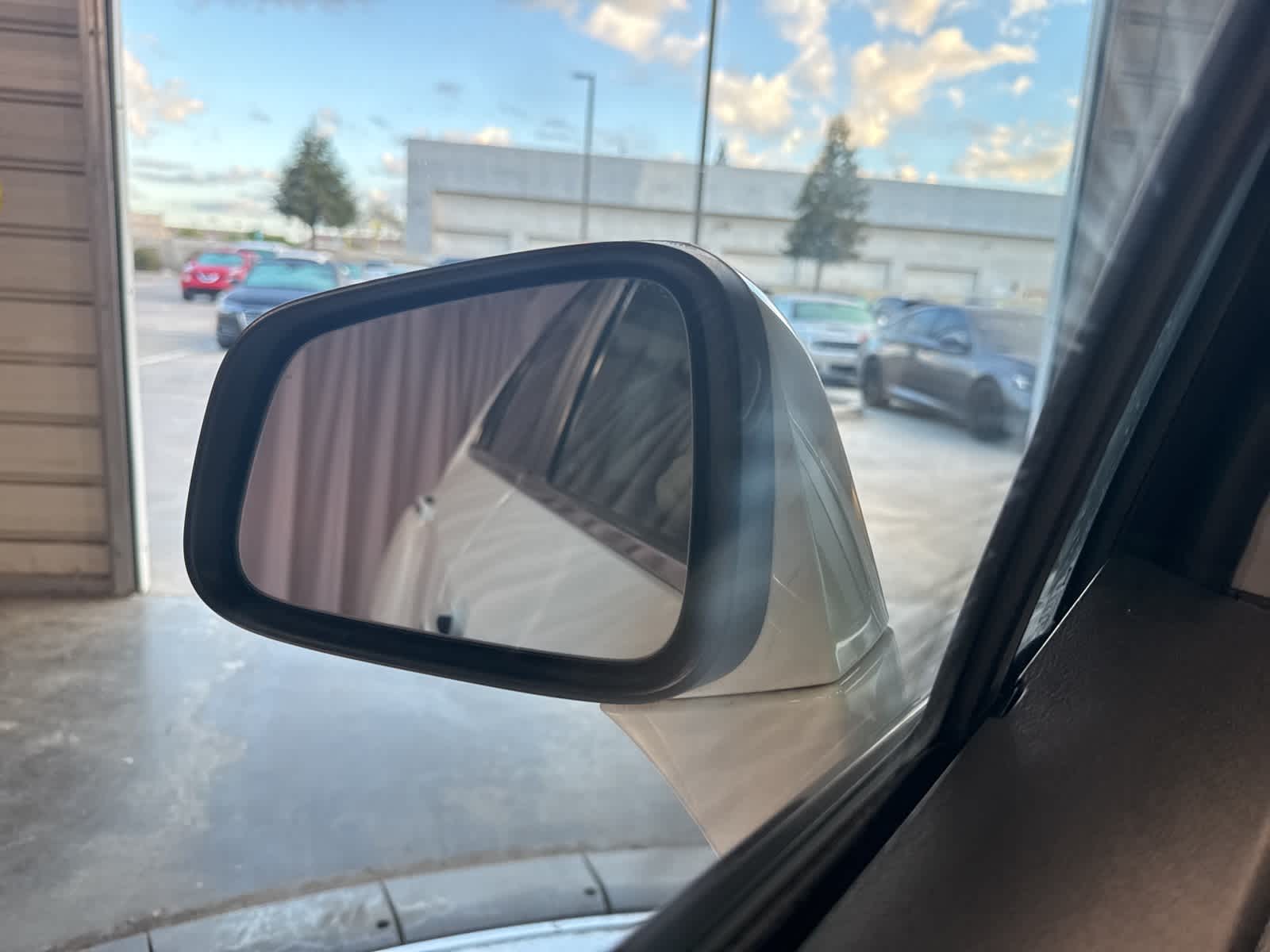 Thumbnail: 2018 Chevrolet Trax - 27