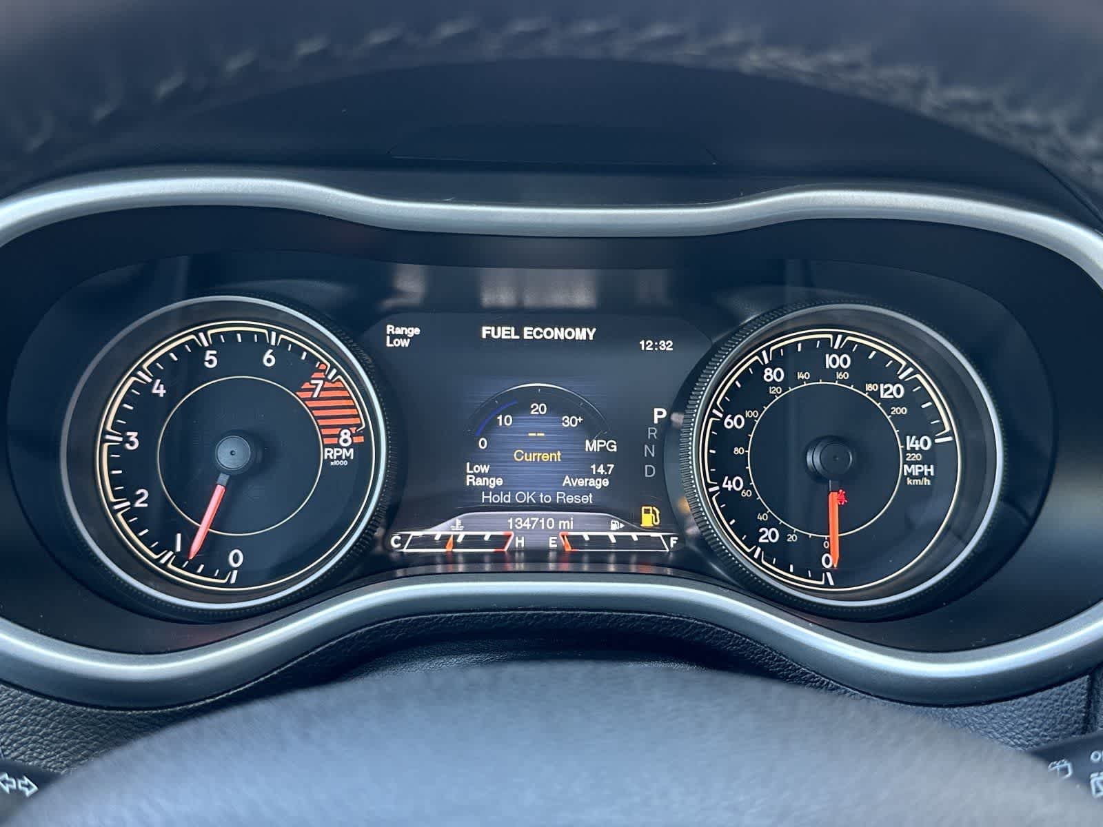 Thumbnail: 2017 Jeep Cherokee - 26