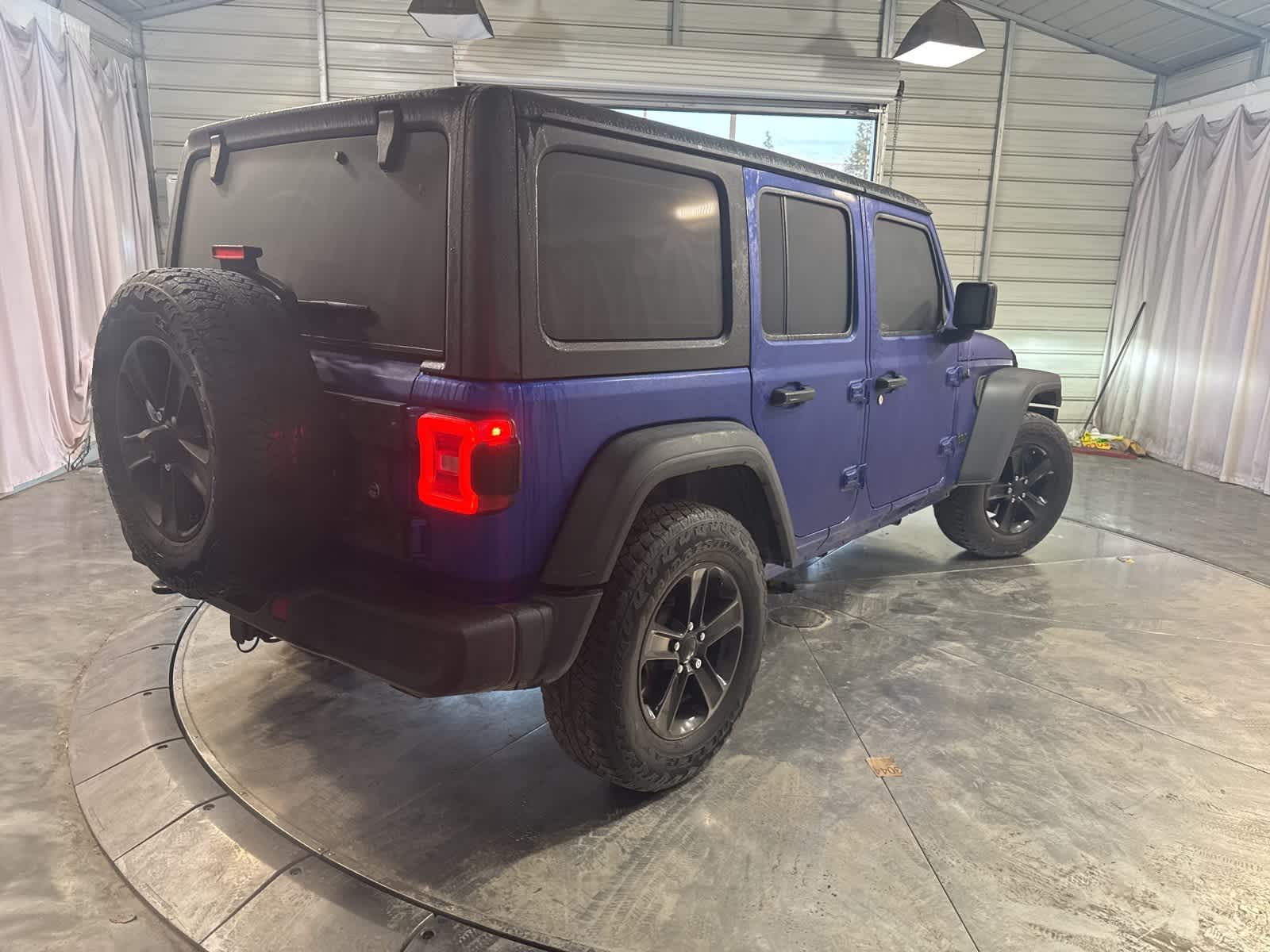 Thumbnail: 2020 Jeep Wrangler - 5