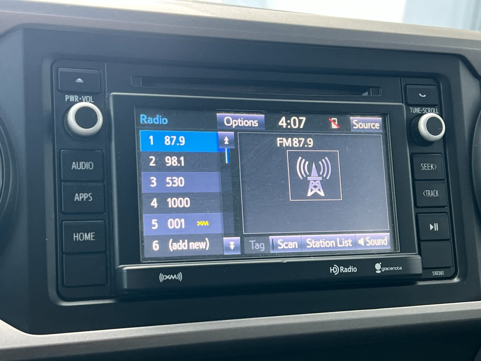 Thumbnail: 2019 Toyota Tacoma - 18