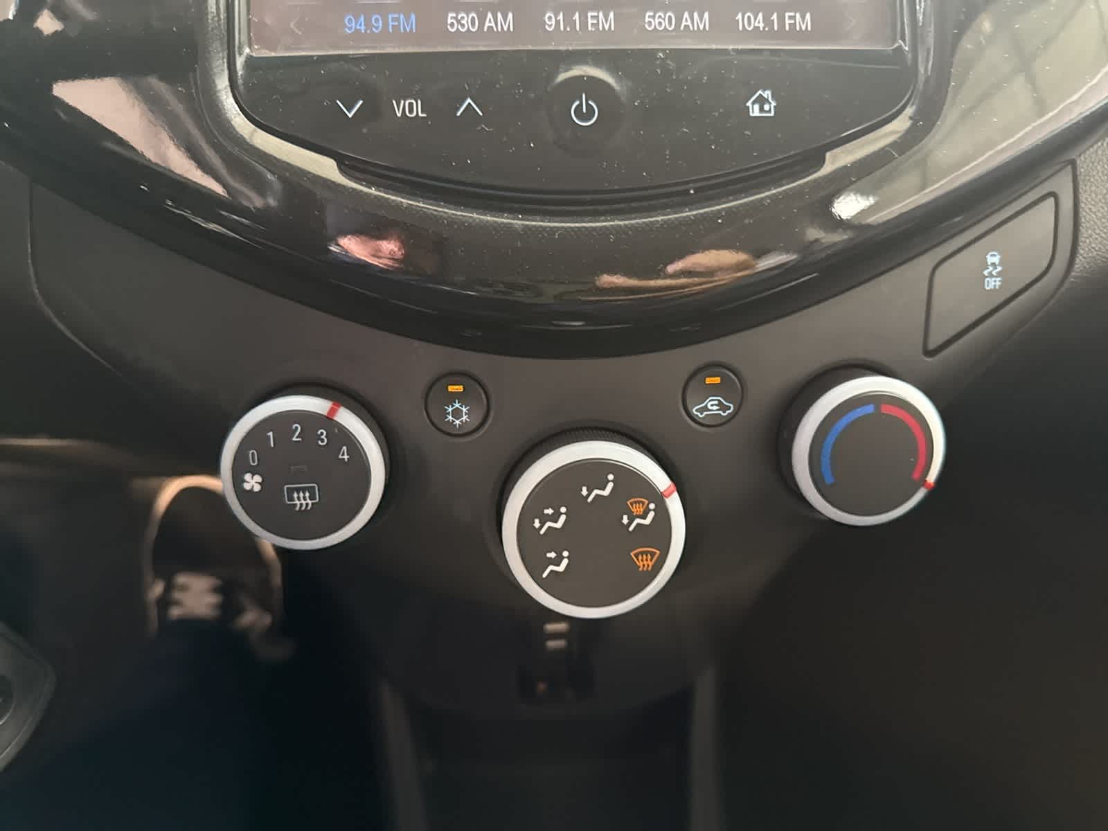 Thumbnail: 2015 Chevrolet Spark - 23