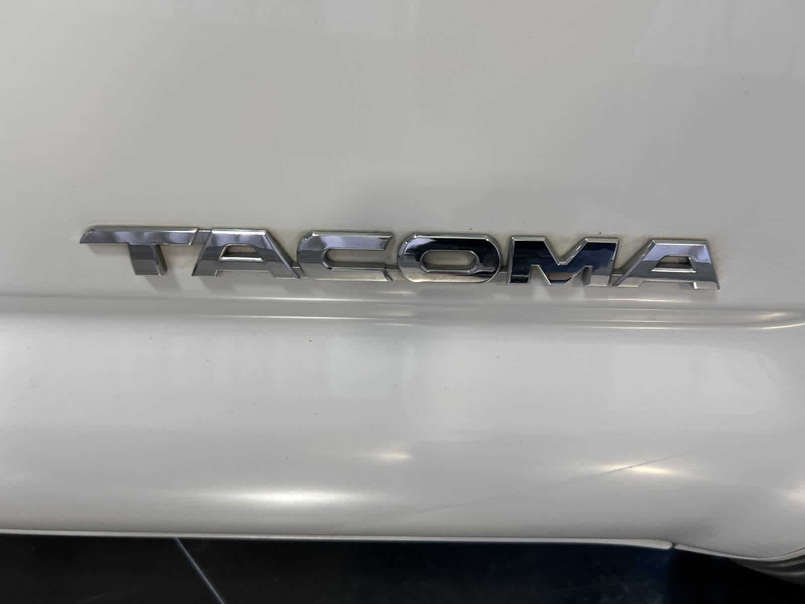 Thumbnail: 2014 Toyota Tacoma - 7