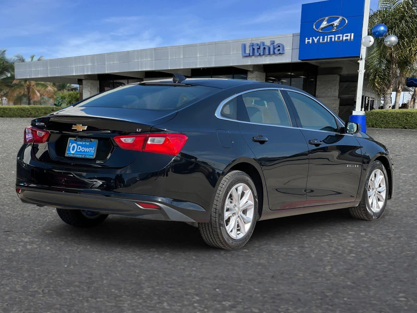 Thumbnail: 2024 Chevrolet Malibu - 3