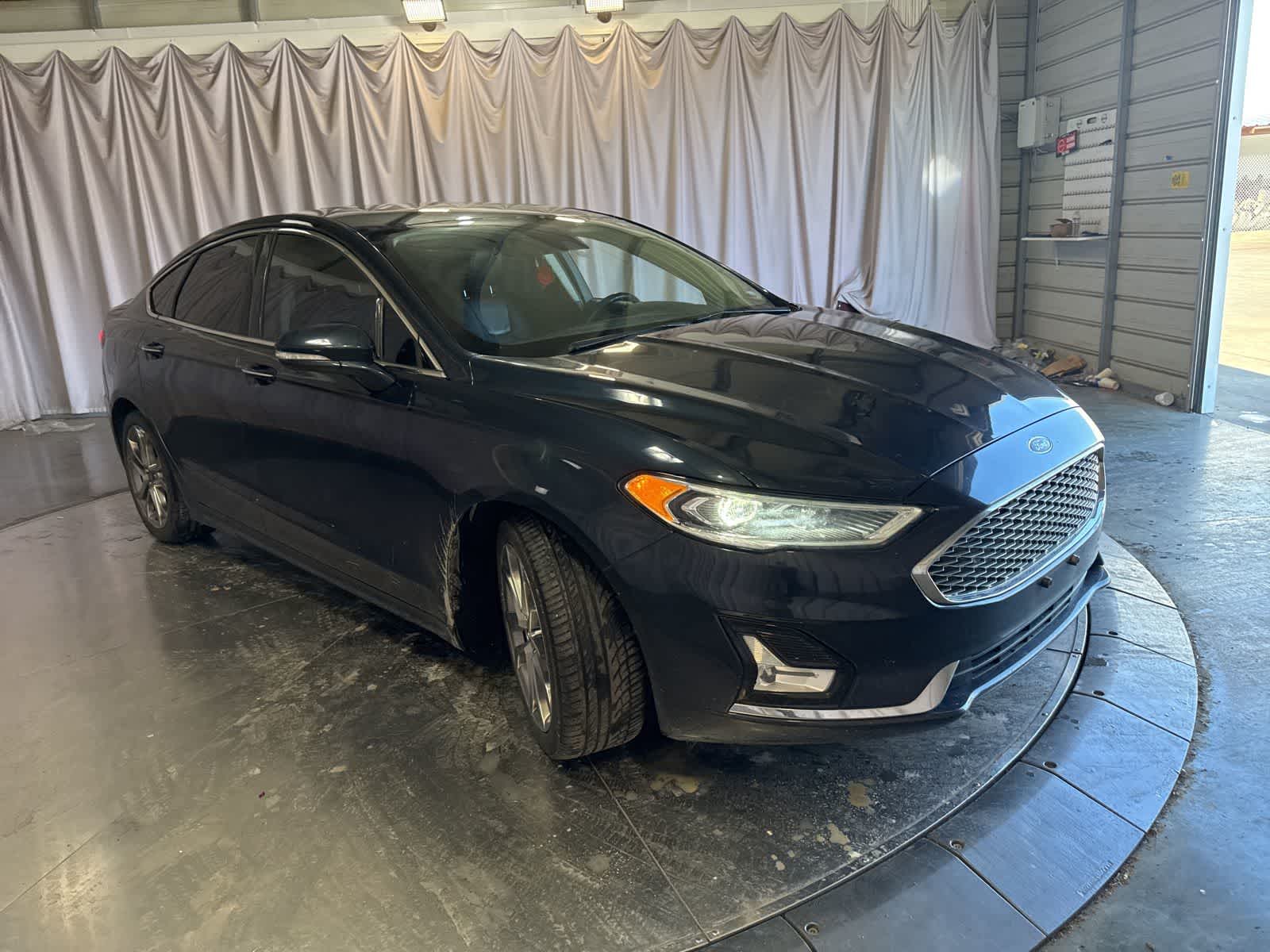 2020 Ford Fusion Hybrid Titanium photo 2