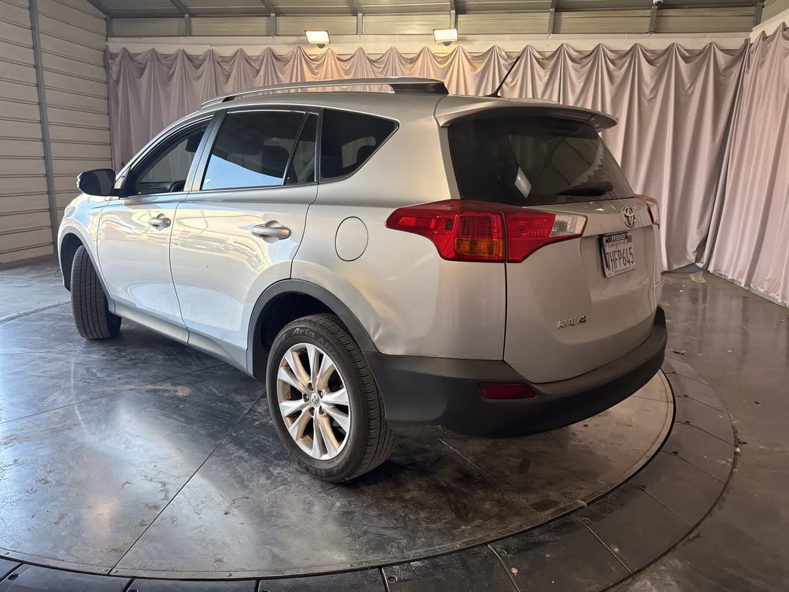 Thumbnail: 2014 Toyota RAV4 - 7