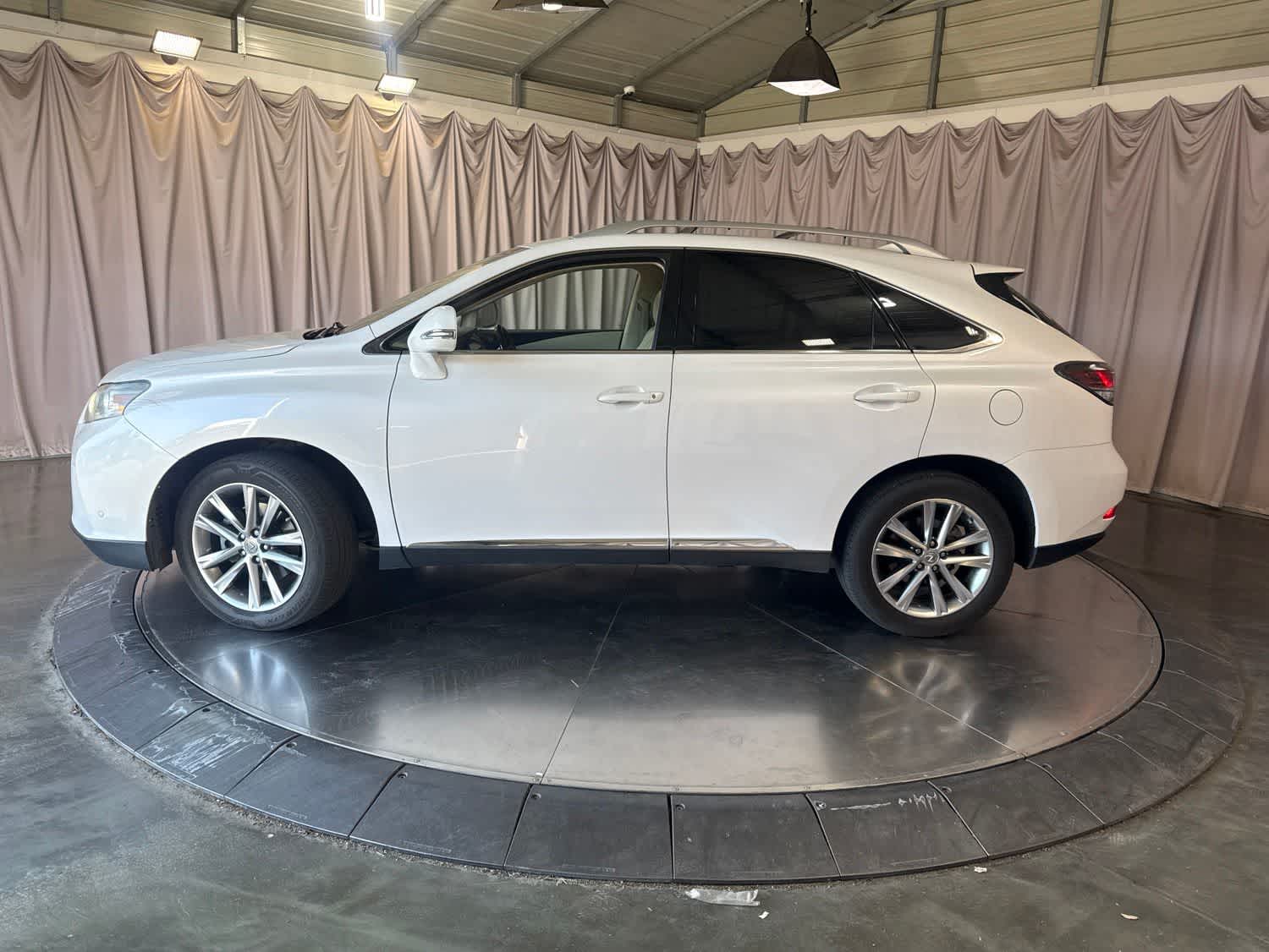 Thumbnail: 2015 Lexus RX - 6