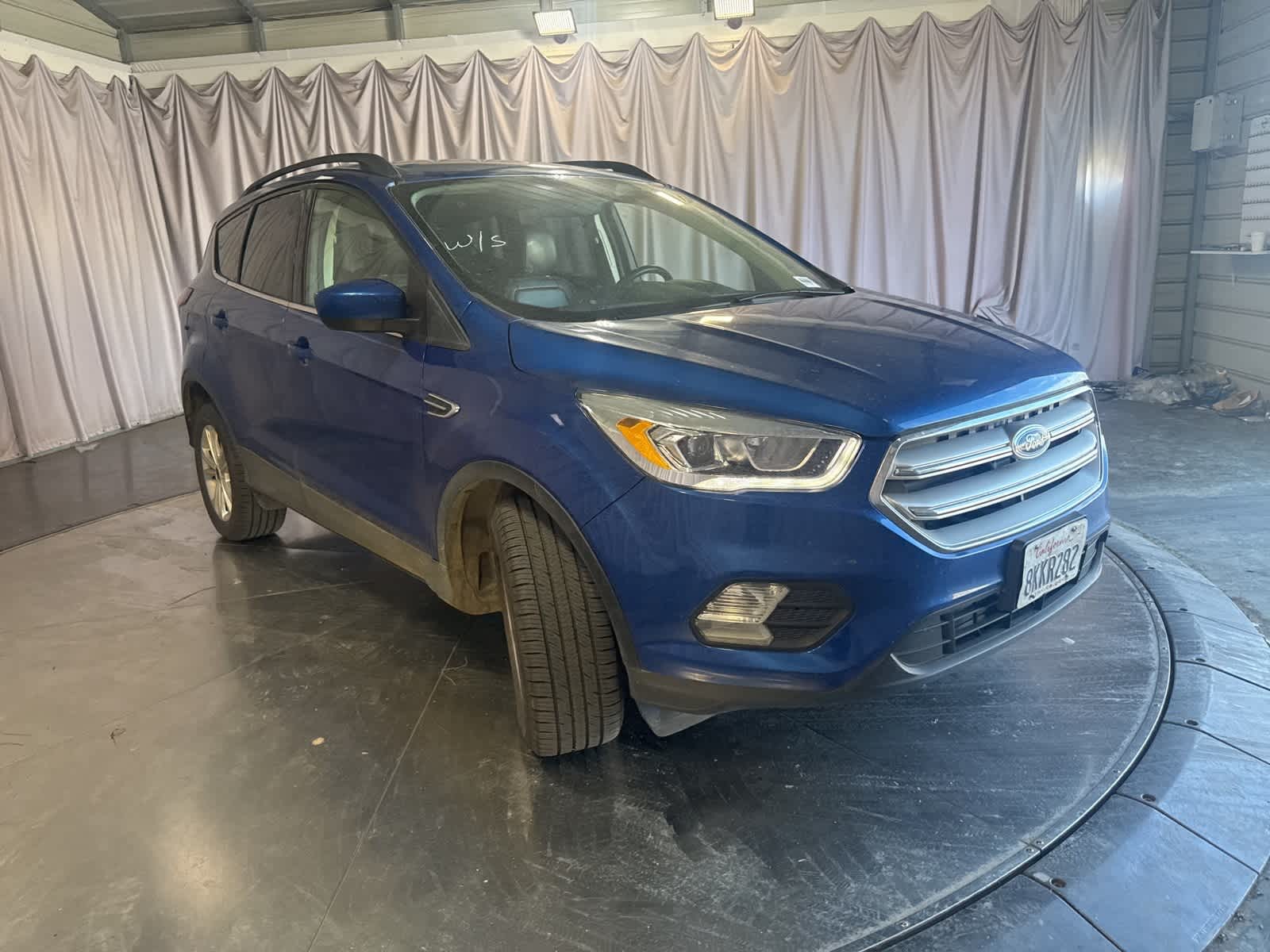 Thumbnail: 2019 Ford Escape - 3