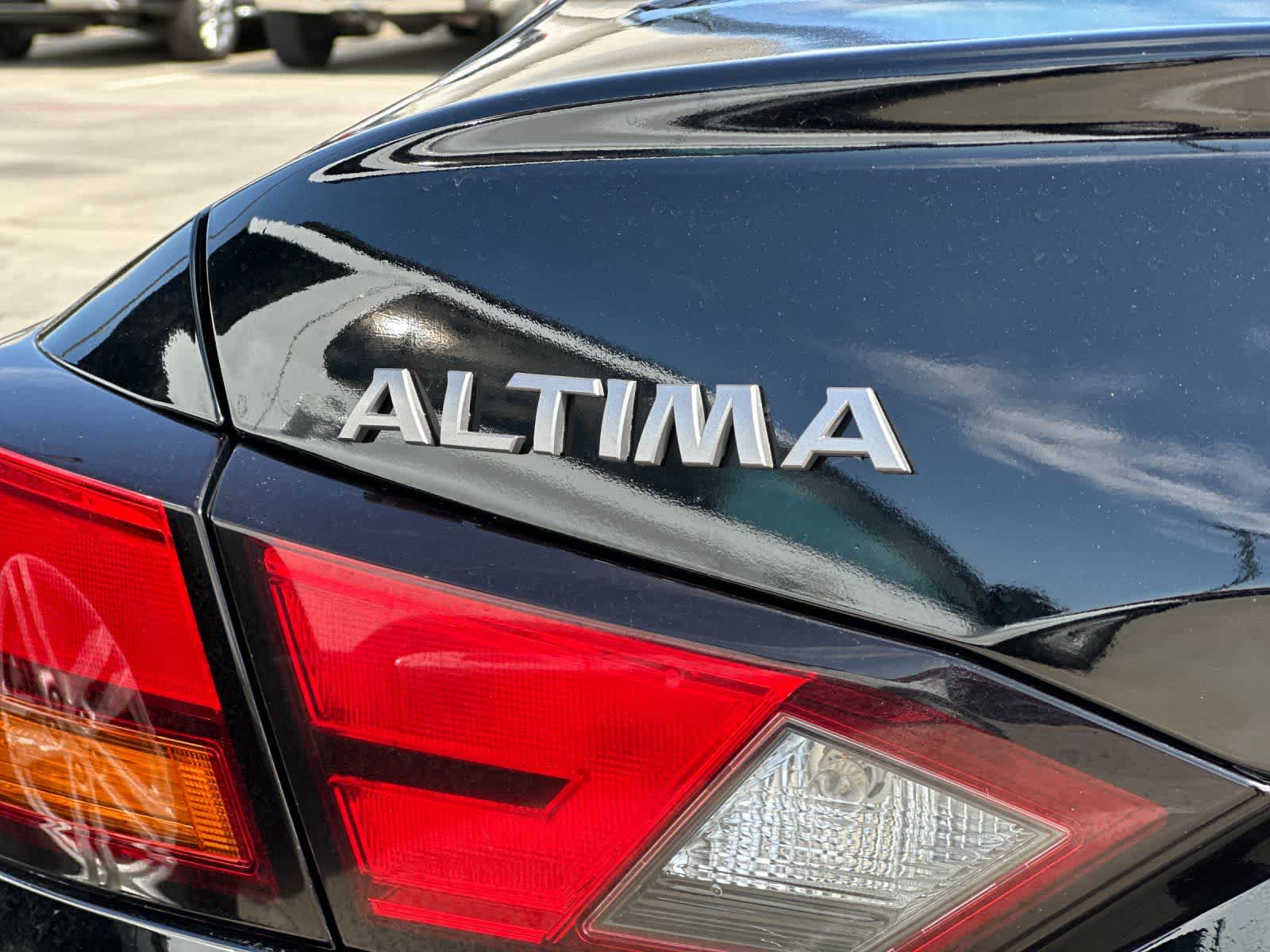 Thumbnail: 2025 Nissan Altima - 27