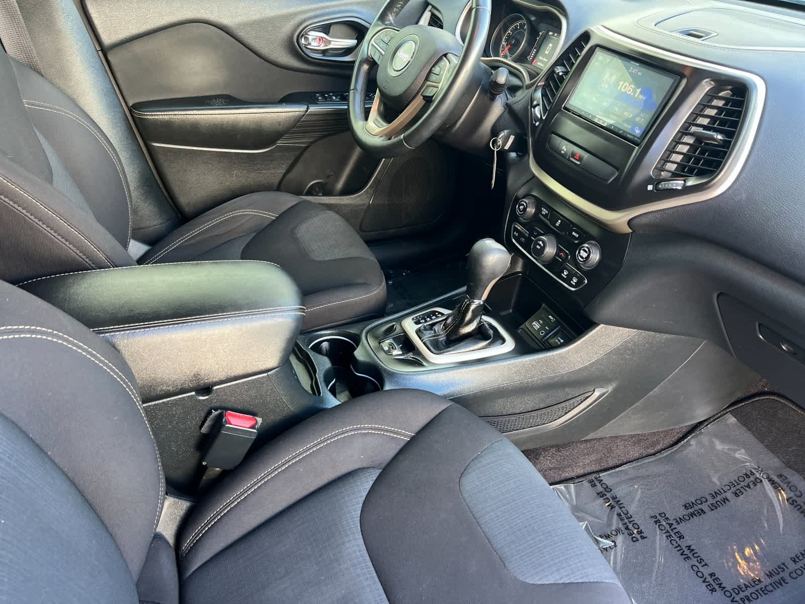 Thumbnail: 2016 Jeep Cherokee - 16