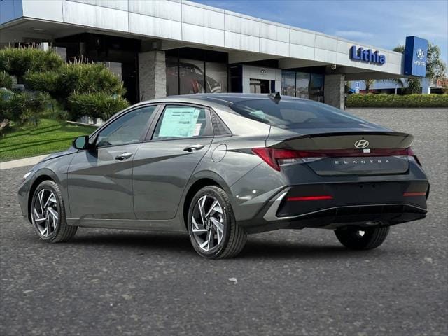 Thumbnail: 2025 Hyundai Elantra - 7
