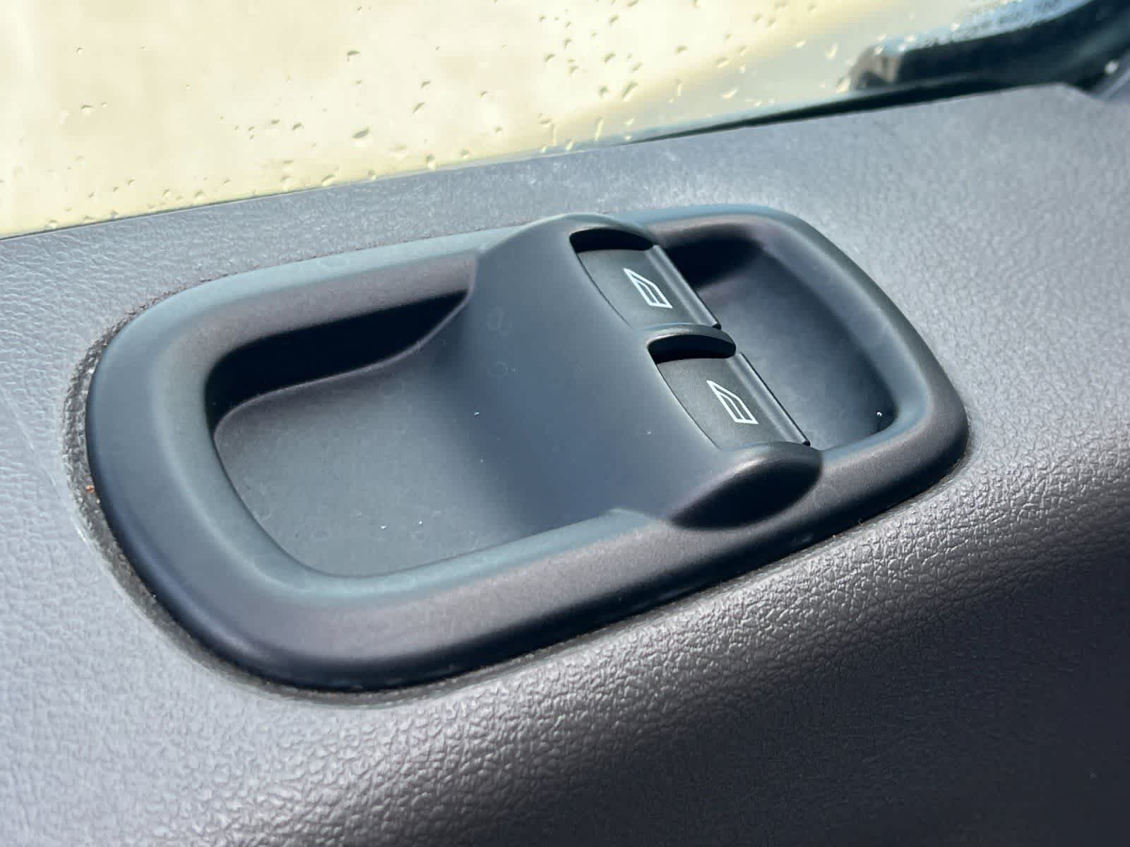 Thumbnail: 2020 Ford Econoline - 14