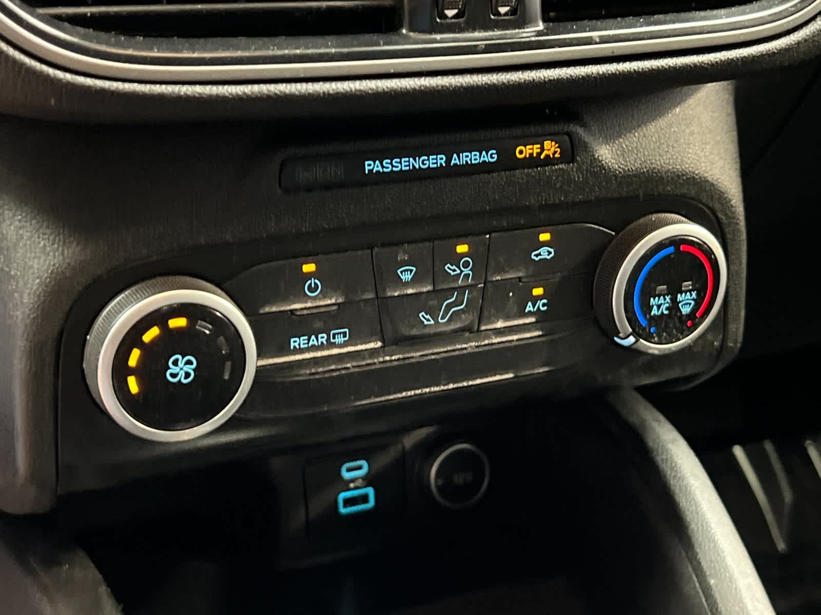 Thumbnail: 2020 Ford Escape - 20