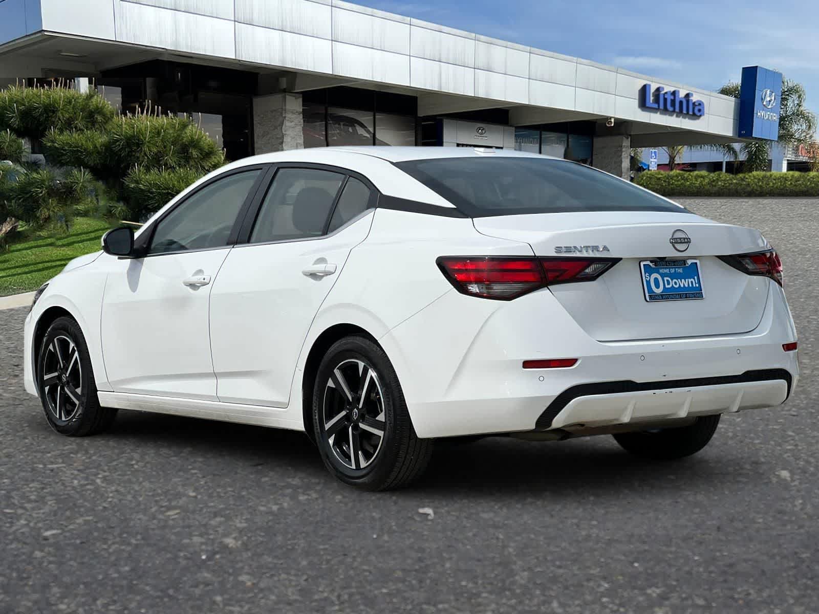 2025 Nissan Sentra SV photo 6