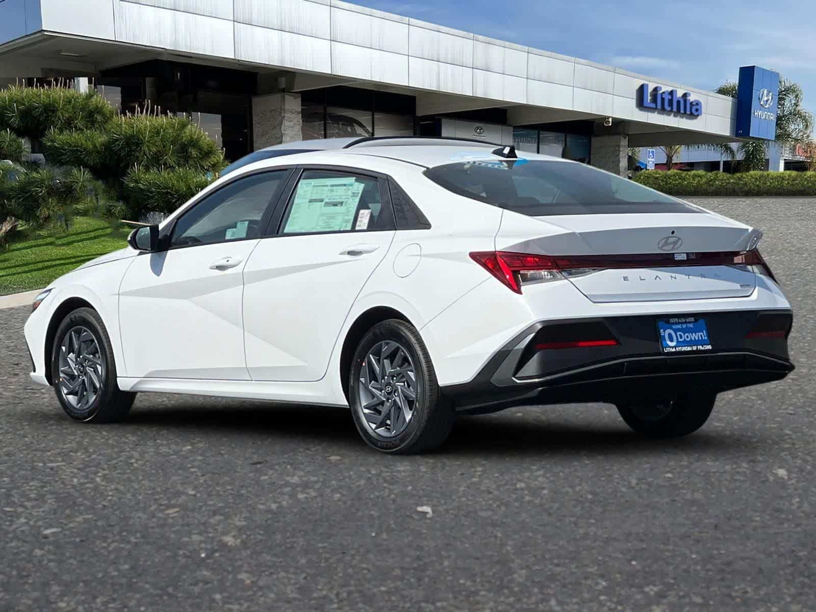 2025 Hyundai Elantra Blue - Photo 6