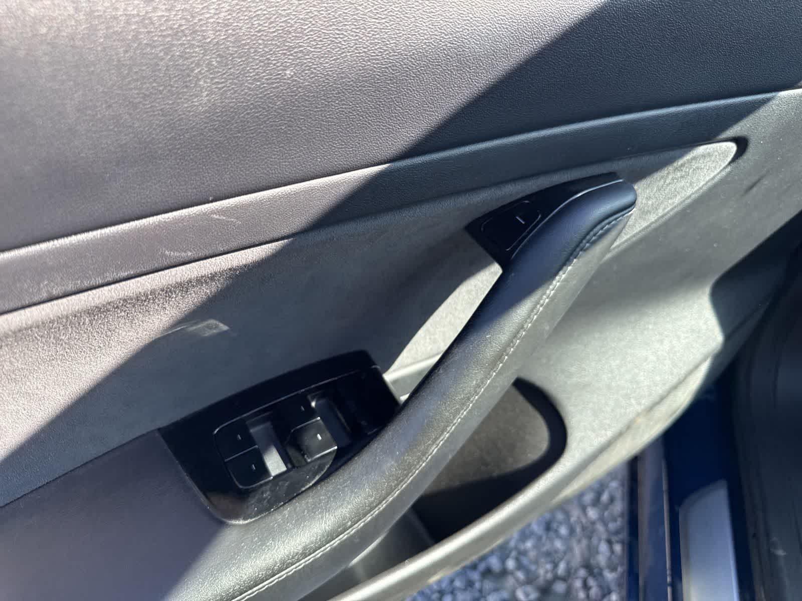 Thumbnail: 2020 Tesla Model 3 - 16