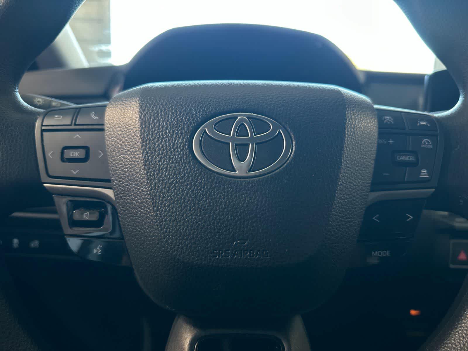 Thumbnail: 2025 Toyota Camry - 22