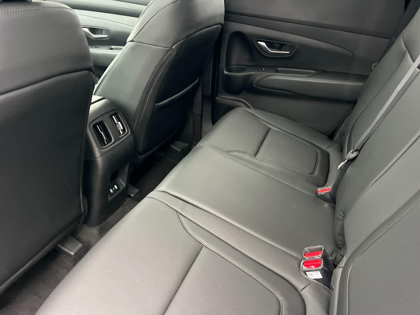 Thumbnail: 2026 Hyundai Santa Cruz - 4