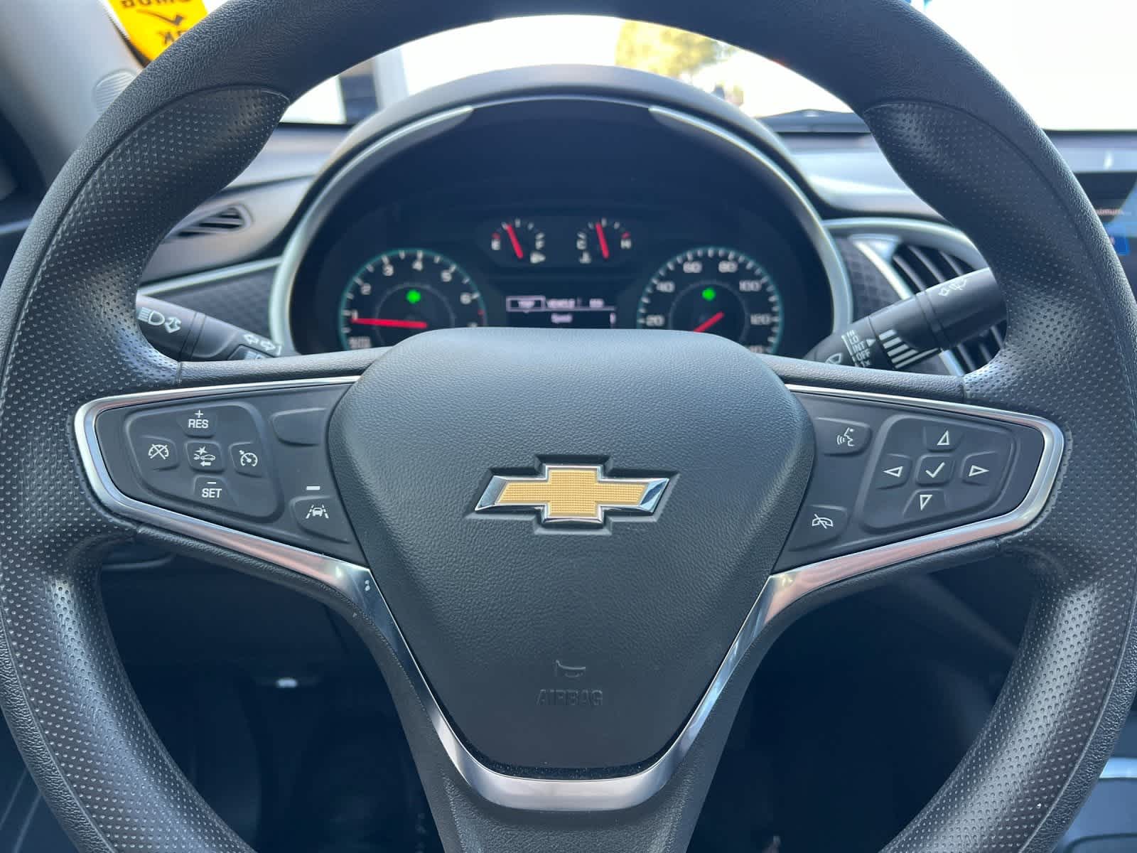 Thumbnail: 2024 Chevrolet Malibu - 23